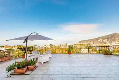 Seaview Apartment short lets